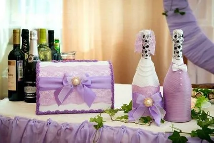 Cum frumos pentru a decora sticla cu mâinile pe o vacanță