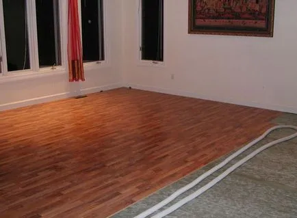 Cum să se stabilească linoleum cum să se pună în apartament independent, fotografii și videoclipuri (ce-i drept) Cum să se stabilească linoleum cum să se pună în apartament și pe cont propriu, foto și video