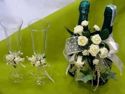 Cum frumos pentru a decora sticla cu mâinile pe o vacanță