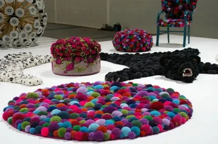 Pomponi mat cu mâinile, pas cu pas atelier de miel de pomponuri și pachete