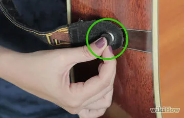 Cum să tune chitara fără un tuner (chitara asa) Cum să tune chitara ta, fără un tuner