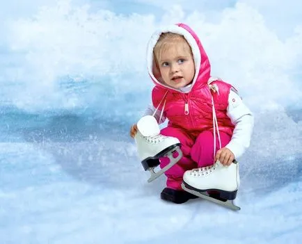 Cum de a preda un copil de skate maestru primii pași (plimbare) Cum de a învăța copilul să stăpânească patineze primii pași