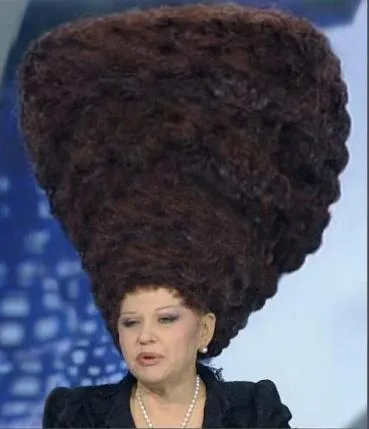 În ceea ce ea face aceasta coafura