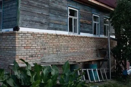Cum de a impune o casa de lemn cu scheme de cărămidă, foto, video (lemn) Cum de a impune o casa de lemn cu scheme de cărămidă, foto, video