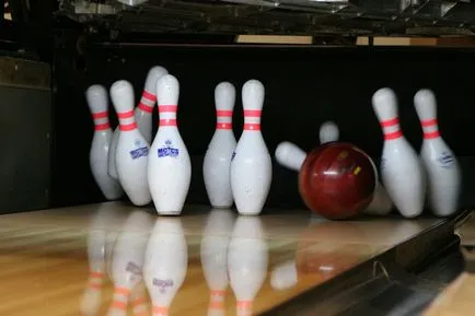 Cum să stăpânească tehnica de a juca bowling (bowling) Cum să stăpânească tehnica de a juca bowling