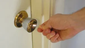 Cum de a deschide un știft de blocare - cum să hack sau pentru a deschide ușa (blocare) Cum de a deschide un știft de blocare - cum să hack sau pentru a deschide ușa
