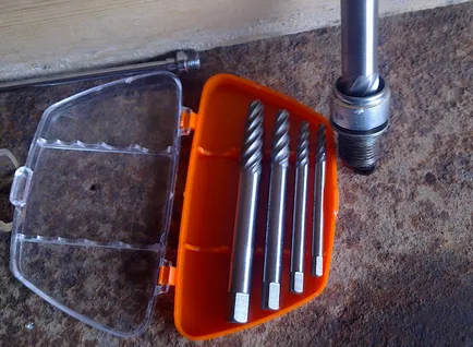 Cum se deșuruba asistentul șurubul rupt și un instrument special pentru DIY