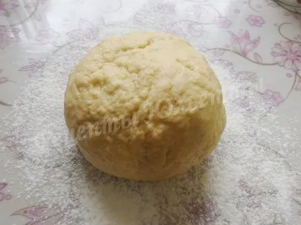 Kurnik modul de a găti carnea de pui și cartofi (Kurnik) Kurnik modul de a găti carnea de pui și cartofi