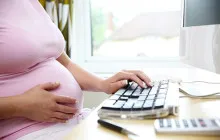 Cum se calculează indemnizația pentru îngrijirea copilului - o indemnizație lunară și dimensiunea acesteia pe calculator
