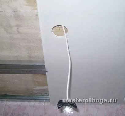 Cum sa faci un plafon din material plastic în baie, în mod independent (do) Cum sa faci un plafon din material plastic în baie independent