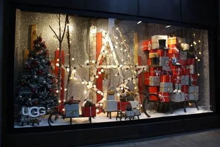 Cum de a decora ferestrele magazinelor și un nou 2018 (50 de fotografii idei)