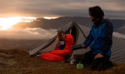 Cum de a alege un rating de sac de dormit dintre cei mai buni producatori