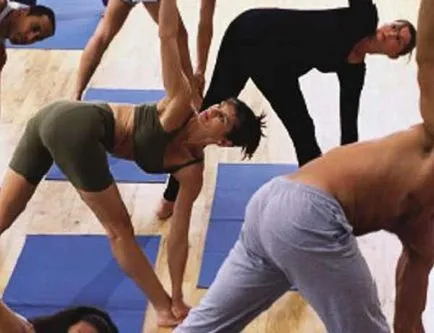 Cum de a face laturile antrenament moara exercițiu - vă face propriile mâini, cursuri de master cu fotografii (poziția de pornire) Cum de a face laturile antrenament moara exercițiu - Asigurați-vă propriile mâini, cursuri de master cu fotografii