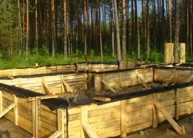 Cum să se alinieze cofraj pentru fundația orizontului