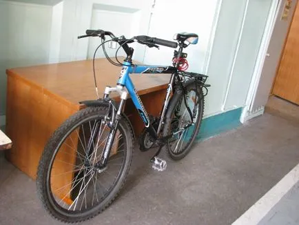 Am început să o plimbare cu bicicleta pentru a lucra