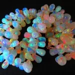 piatra Opal și proprietățile sale, fotografia (piatra) Opal piatră și proprietățile sale, fotografii