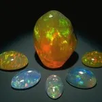 piatra Opal și proprietățile sale, fotografia (piatra) Opal piatră și proprietățile sale, fotografii