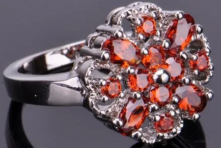 Zircon piatră magică și proprietăți terapeutice, importanța și semne zodiacale (Fianit diferă de zircon) Piatra zircon proprietăți magice și medicinale, valoarea și semnele zodiacale