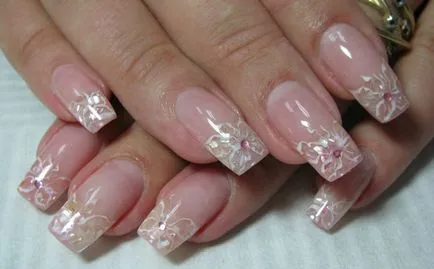 cuie pătrat pentru un elegant și active a femeilor (pătrat) cuie pătrat pentru un elegant și active a femeilor