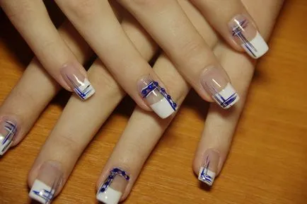 cuie pătrat pentru femei elegante și active (din lungimea marginii libere) cuie pătrat pentru un elegant și active a femeilor