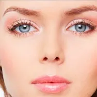 Machiaj la școală pentru a face unele pentru ochi maro, albastru și verde (tutoriale video și foto) (maro) Machiaj la școală pentru a face unele pentru ochi maro, albastru și verde (tutoriale video și foto)