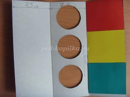 Dispunerea semaforul de hârtie cu mâinile pentru copii cu pas cu pas fotografii (hârtie) Dispunerea semaforul de hârtie cu mâinile pentru copii cu pas cu pas fotografii