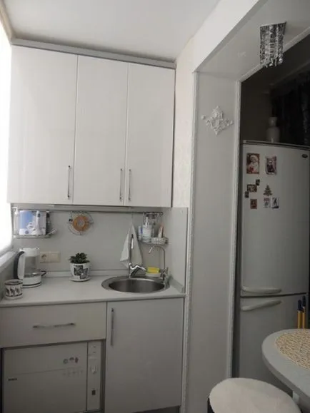 Nu există viața personală într-un apartament studio există o opțiune), cu un copil (orice) Nu există viața personală într-un apartament studio cu copilul există o opțiune)
