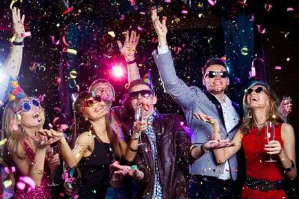 Anul Nou în cluburile din Moscova (Anul Nou în cluburi Moscova, club nou an 2012 an nou la București un nou club 2012) Anul Nou în cluburile din Moscova