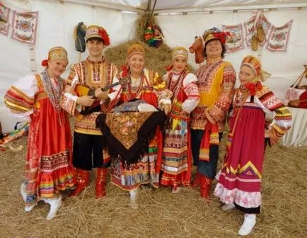 Vamale și ritualuri de curtare, tradiție și modernitate