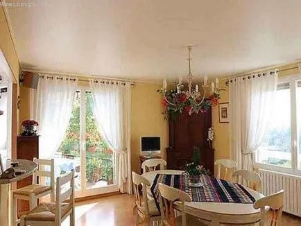 Plafoane întinse de un nivel foto interior (interior) Un nivel de tavane intinse fotografie interior