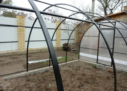 Cu efect de seră din desenele dimensionale în formă de tub, casa cu efect de seră cu propriile sale mâini, un proiect al proftruby