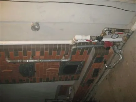 Cuptor cu instrucțiunile de instalare de încălzire a apei din cazan cu mâinile lor, în special de cărămidă, (lor) Cuptor cu instrucțiunile de instalare de încălzire a apei din cazan cu mâinile lor, în special de cărămidă,