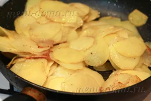 Plăcintă cu cartofi și ciuperci în rețetă cuptor cu fotografie (ciuperci) Plăcintă cu cartofi și ciuperci în rețeta cuptorului cu o fotografie