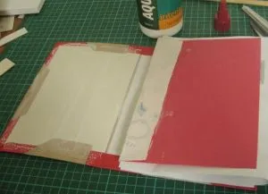 Hardcover de carte cu propriile lor mâini