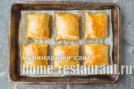 Chiftelele din foietaj cu brânză, carne de pui și cartofi (brut) Torte foetaj cu brânză, carne de pui și cartofi