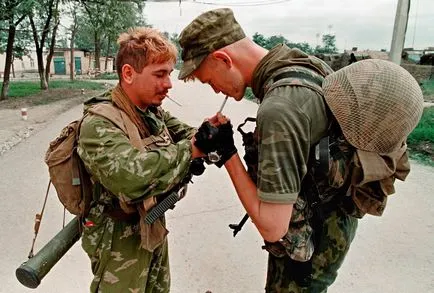 Primul fotograf de război cecen Alexander Nemenova - știri în imagini