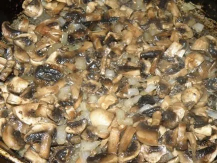 Tort cu carne de pui și ciuperci, o reteta cu o fotografie