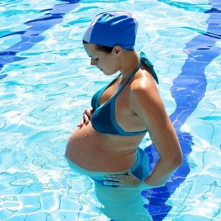 Înot în piscina beneficiile si dauneaza