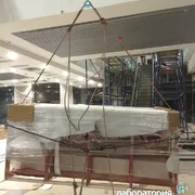 De ridicare, de ridicare alpiniști mobilier prin fereastră, efectuați de ridicare a sarcinii pe înălțime