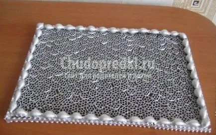 Articole din paste cu mâinile lor