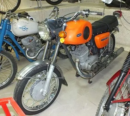 De ce în România nu mai este fabricat motociclete IZ (motociclete) De ce în România nu mai este fabricat motociclete IL