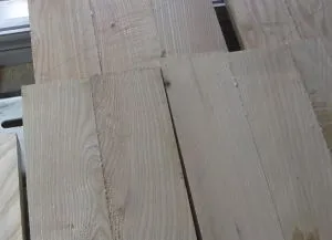 Stand pentru flori din lemn cu mâinile lor (lemn) Stand pentru flori din lemn cu mâinile lor