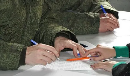 Un pașaport - prin intermediul serviciilor publice, care documentează viața