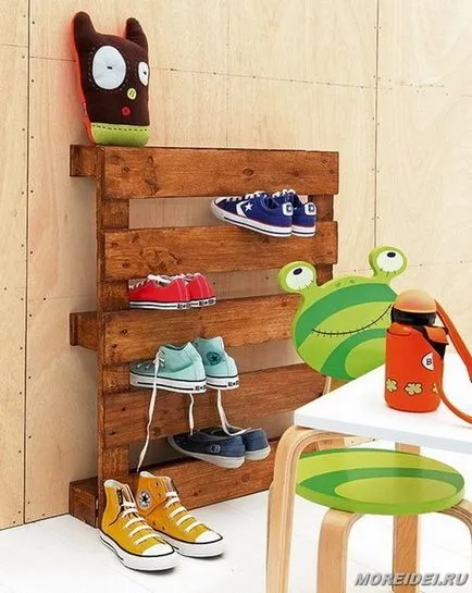 Raft pentru pantofi cu mâinile sale - 35 de idei interesante (mâini) Raft pentru pantofi cu mâinile sale - 35 de idei interesante