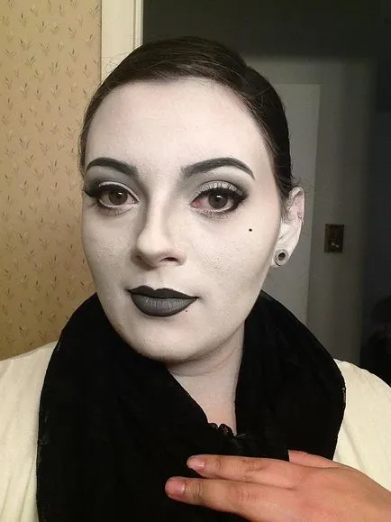 Încercați din nou foarte bine, o mulțime de idei pentru machiaj de Halloween de machiaj și fete obișnuite (foto) (Halloween) Încercați din nou foarte bine, o mulțime de idei pentru machiaj de Halloween de machiaj și fete obișnuite (foto)