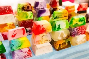Săpun de luare ca o afacere de modul de a face sapunuri realizate manual și profitabil să vândă