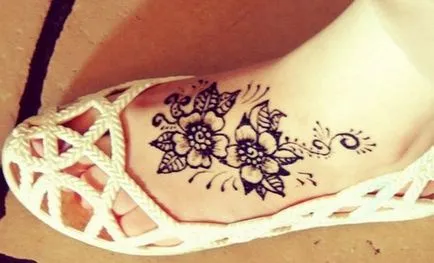 Mehendi la domiciliu modul de a face henna - o rețetă, cum să atragă (desena) Mehendi la domiciliu modul de a face henna - o rețetă, cum să atragă