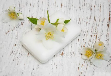 Mituri și adevărul despre produsele cosmetice organice - Manualul meu, manualul meu (organic) Mituri si adevar despre produse cosmetice organice - manual meu, manualul de