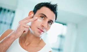 Corectă de sex masculin crema hidratanta crema de fata si anti-rid