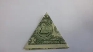 Atragerea de bani (dolar ne întoarcem triunghiul)